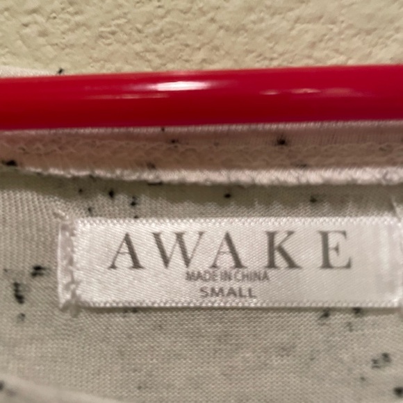 NWT, Awake boyfriend T with pockets. - Picture 8 of 9